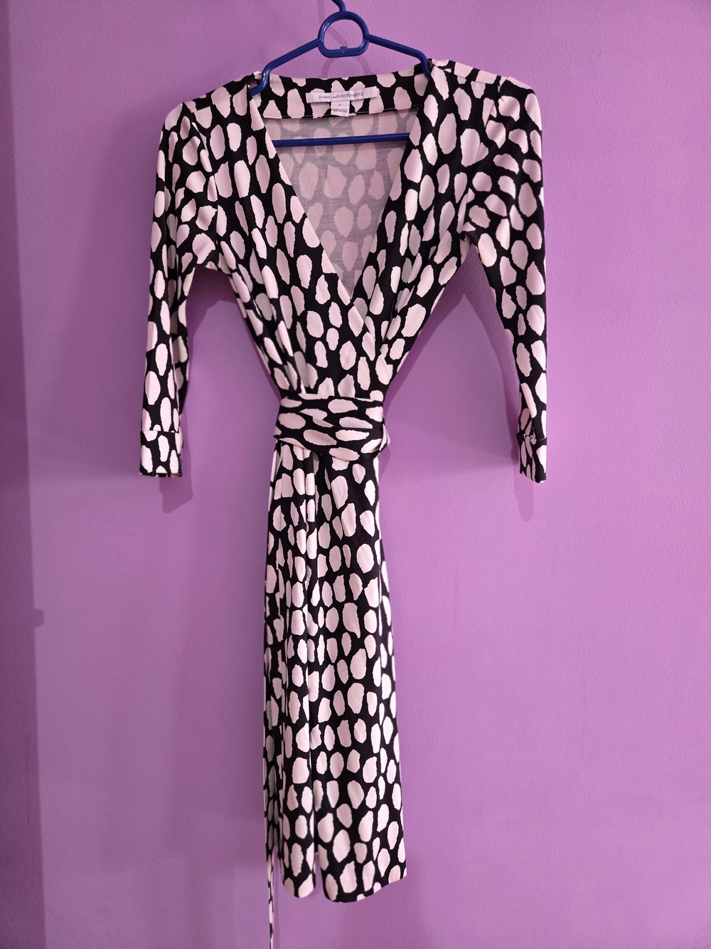 Diane Von Furstenberg Black and White Abstract Wrap Dress